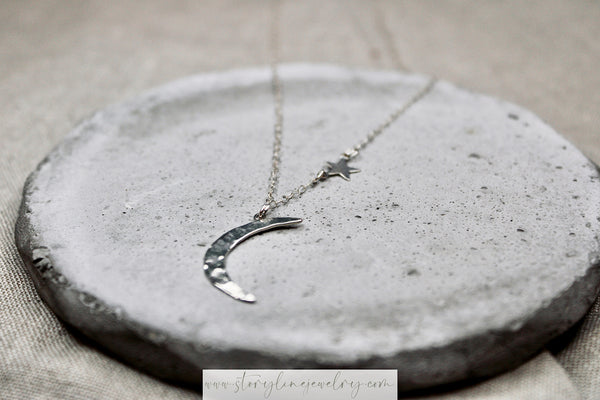 Coast is Clear Necklace (Ivy)